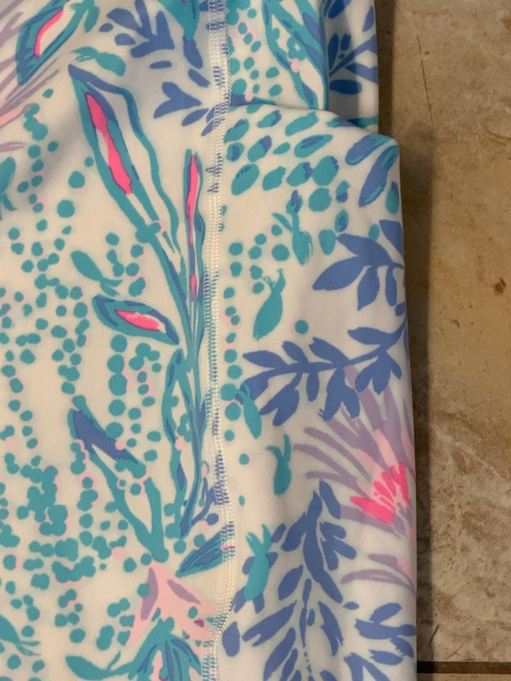 Lilly Pulitzer Luxletic Weekender Leggings UPF 50 Via Del Mar XXL NWT - Picture 3 of 6